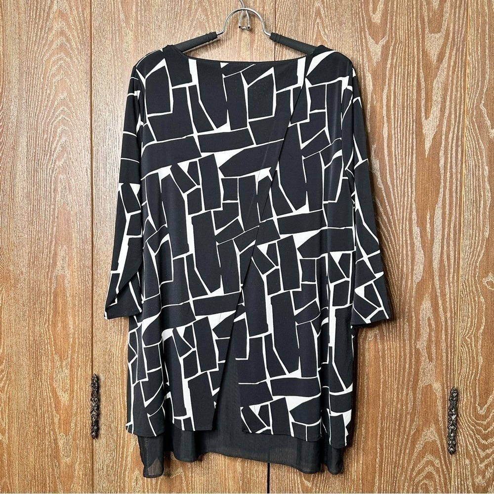 Geometric Sheer Layered Blouse Womens 2X Tunic Top Asymmetrical Black 3/4 Sleeve - Picture 7 of 8